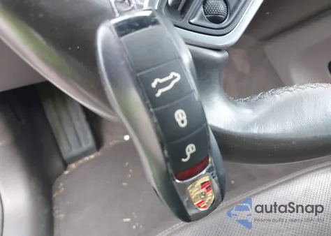 2018 Porsche Macan из США, поврежденный, VIN WP1AA2A55JLB01525